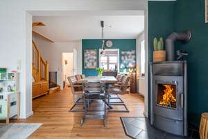Gemütliches Reihenendhaus mit Kamin, Garten und überdachter Terrasse – Die vollständige Adresse der Immobilie erhältst du vom Anbieter., 26603 Aurich – Vorschaubild 6
