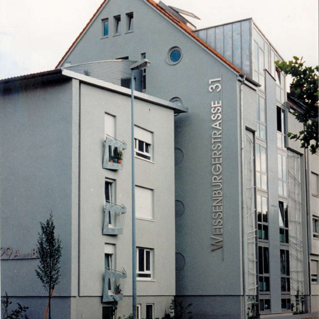 Immobilie in Landau in der Pfalz - Helle, kompakt geschnittene 2 ZKB in gepflegtem MFH - Bild 0