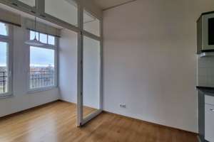3 Zimmer, moderne Küche, Bad und atemberaubender Blick über Bad Nauheim auf 95m² in 1A Lage, barr – Ernst-Ludwig-Ring 2, 61231 Bad Nauheim – Vorschaubild 4