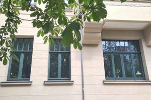 Altbauwohnung in der List mit Wintergarten, Gartenzugang und saniertem Gemeinschaftseigentum