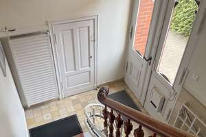 Wohnen im Dachgeschoß in einer wunderbaren Stadtvilla - eine Altbau-Perle! – Memlingstraße 15, 12203 Lichterfelde, Berlin – Vorschaubild 35