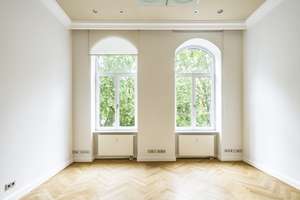 WOW! *Paul & Partner* GROSSZÜGIGES ALTBAU-WOHNEN MIT CHARME – MODERN, ZENTRAL, CHARMANT ! – Die vollständige Adresse der Immobilie erhältst du vom Anbieter., 65185 Mitte, Wiesbaden – Vorschaubild 4
