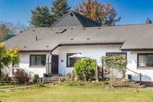 HOMESK - Haus mit drei separaten Wohneinheiten auf großem Grundstück mit Garage in Mariendorf – Heukuppenweg 42, 12107 Berlin – Vorschaubild 1
