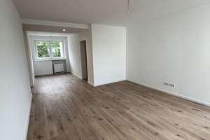 Sanierte 4-Zimmer Wohnung mit Aufzug und Balkon – Pillnitzer Weg 11, 13593 Staaken, Berlin – Vorschaubild 7