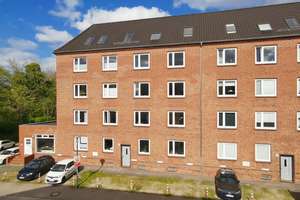 Nachmieter gesucht : Traumhafte 2 Zimmer DG-Wohnung in Kiel-Wik