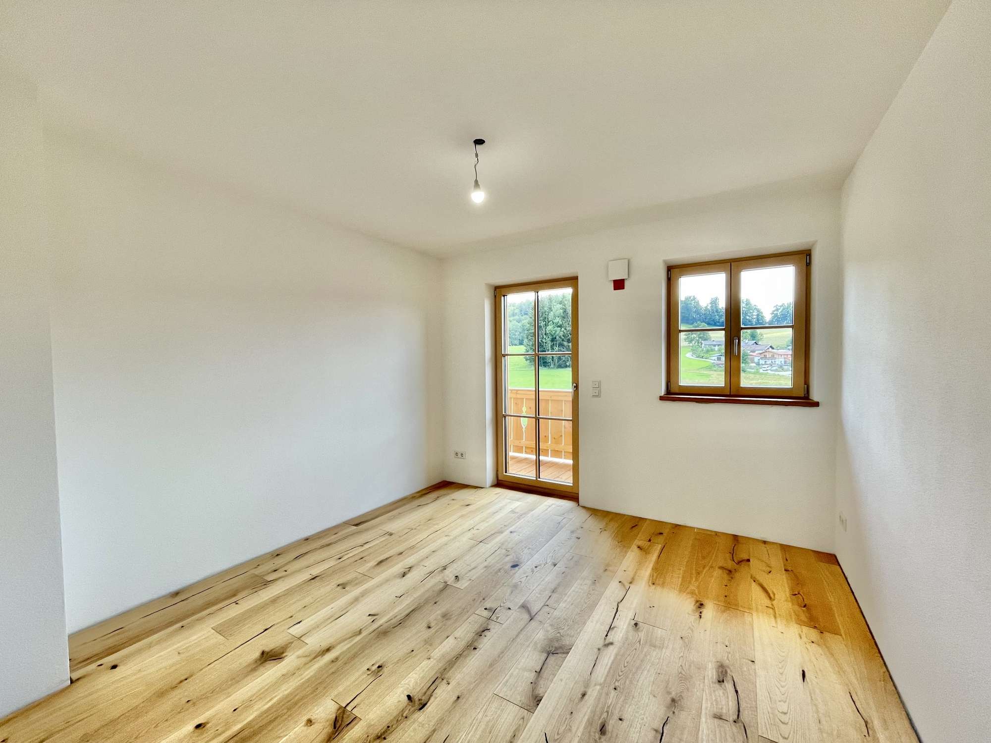 Immobilie in Dietramszell - Nachhaltige Niedrigenergie-DHH im Grünen! - Bild 0