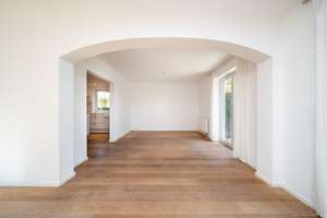 Traumlage in Forstinning (Energieklasse A+). Lichtdurchflutetes EFH für Familien mit Garten & Garage – Die vollständige Adresse der Immobilie erhältst du vom Anbieter., 85661 Forstinning – Vorschaubild 11
