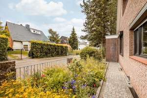 Großes Einfamilienhaus in Stadtparknähe – Die vollständige Adresse der Immobilie erhältst du vom Anbieter., 23568 Sankt Gertrud, Lübeck – Vorschaubild 5