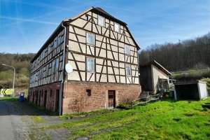 Sonderabschreibung Denkmalschutz! Sanierungsbedürtiges Kulturdenkmal in Michelstadt – Die vollständige Adresse der Immobilie erhältst du vom Anbieter., 64720 Michelstadt – Vorschaubild 4