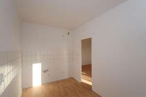 Alltagstaugliche 3-Zimmer-Wohnung in Neuhausen – 80636 Sankt Vinzenz, München – Vorschaubild 4