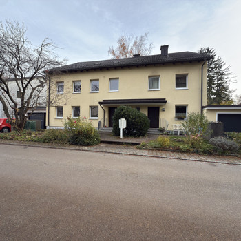 *Im eigenen Haus wohnen - und drei Wohnungen helfen bei der Finanzierung*