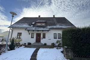 Einfamilienhaus auf 1.181 m² Grundstück in zentraler Lage von Waiblingen mit Gewerbeoption – Die vollständige Adresse der Immobilie erhältst du vom Anbieter., 71334 Waiblingen – Vorschaubild 2