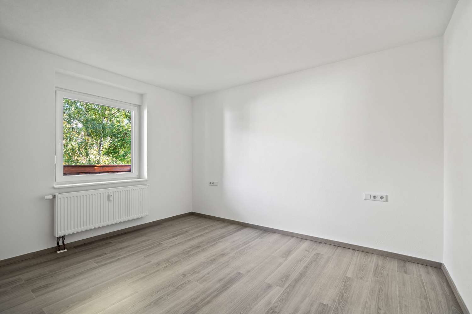 Immobilie in Schelklingen - Ideal für Singles und Paare! Charmante 2,5-Zimmer-Eigentumswohnung im 2. OG - Bild 0