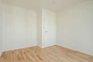 Zuhause in Freiham: Helle 3-Zimmer-Wohnung mit Balkon – Margarete-Vollmar-Str. 2, 81248 Freiham, München – Vorschaubild 5