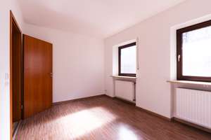 Modernes Wohnglück: 4-Zimmer EG-Wohnung in Fürth-Vach mit Garten – Vacher Straße 486, 90768 Vach, Flexdorf, Ritzmannshof, Fürth – Vorschaubild 22
