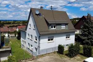 Kapitalanlage mit 4 Wohnungen oder doch Generationenwohnen? – Die vollständige Adresse der Immobilie erhältst du vom Anbieter., 72622 Nürtingen – Vorschaubild 1