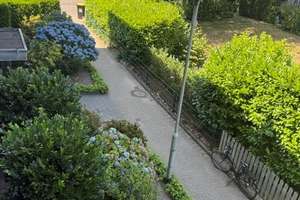 Wohnqualität in bester Lage: Kernsanierte Dreizimmerwohnung nebst Balkon in MG-Hamern – Hamerhütte 74, 41068 Venn, Mönchengladbach – Vorschaubild 2