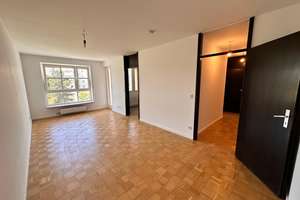 Helle renovierte 2-Zimmer Wohnung in Bestlage Wintergarten & Tiefgarage