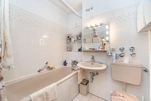 Außergewöhnliche Maisonette-Wohnung mit Balkon und Dachterrasse!  – Die vollständige Adresse der Immobilie erhältst du vom Anbieter., 81925 Oberföhring, München – Vorschaubild 23