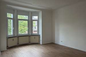 Charmante 3-Zimmer-Altbau-Wohnung mit EBK in Düsseldorf Benrath – 40597 Benrath, Düsseldorf – Vorschaubild 4