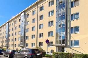 Erweitern Sie Ihren Wohnungsbestand! Vermietete 2-Zimmer mit SW-Balkon ins Grüne und EBK!