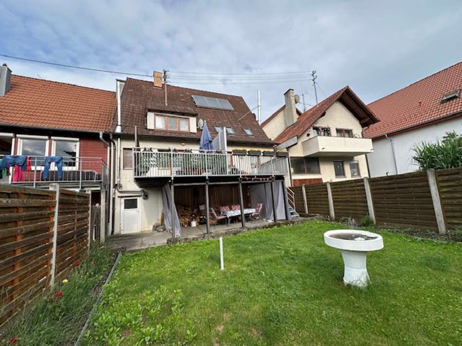 Haus von Hinten. 1