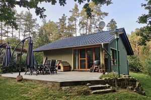 PROVISIONSFREI | Neuwertiger Bungalow, Fußbodenheizung, Kamin auf großem Grundstück in Seenähe – Ostprignitz-Ruppin (Kreis) – Vorschaubild 2