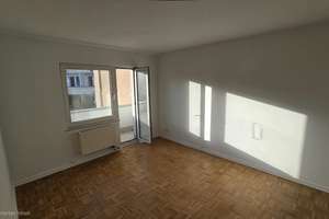Renovierte 3-Zimmer Wohnung mit Tageslichtbad, Wohnküche und Balkon – 40223 Bilk, Düsseldorf – Vorschaubild 6