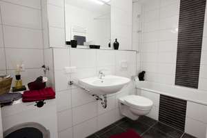 Epsilon: 3-Zimmer - EG - Einbauküche - Terrasse - TG-Platz – Robert-Bosch-Straße  4-8, 64293 Darmstadt-Nord, Darmstadt – Vorschaubild 10