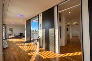 EXKLUSIVES PENTHOUSE IM BAUHAUSSTIL MIT RHEIN - BLICK, DREI TERRASSEN UND TG - STELLPLATZ – Die vollständige Adresse der Immobilie erhältst du vom Anbieter., 50996 Rodenkirchen (Ortsteil), Köln – Vorschaubild 13
