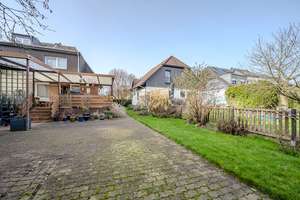 Doppelhaushälfte mit überdachter Terrasse und zwei PKW-Stellplätzen fußläufig zum Hülser Bruch – Die vollständige Adresse der Immobilie erhältst du vom Anbieter., 47839 Hüls, Krefeld – Vorschaubild 25