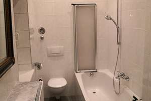 Zentrale 2,5-Zimmer-Hochparterre-Wohnung mit Balkon und EBK in Bielefeld – Detmolder Straße 117, 33604 Mitte, Bielefeld – Vorschaubild 6