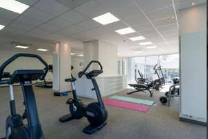 OLYMPIA TOWER - Businesswohnen mit Concierge Service zu vermieten
inkl. Stellplatz ab 01.09.2026
 – Die vollständige Adresse der Immobilie erhältst du vom Anbieter., 80809 Am Riesenfeld, München – Vorschaubild 11