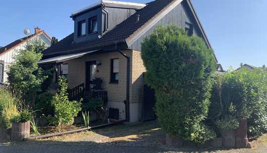 Bild von Sehr schönes freistehendes Fertighaus mit parkähnlichem Garten in bevorzugter Wohngegend