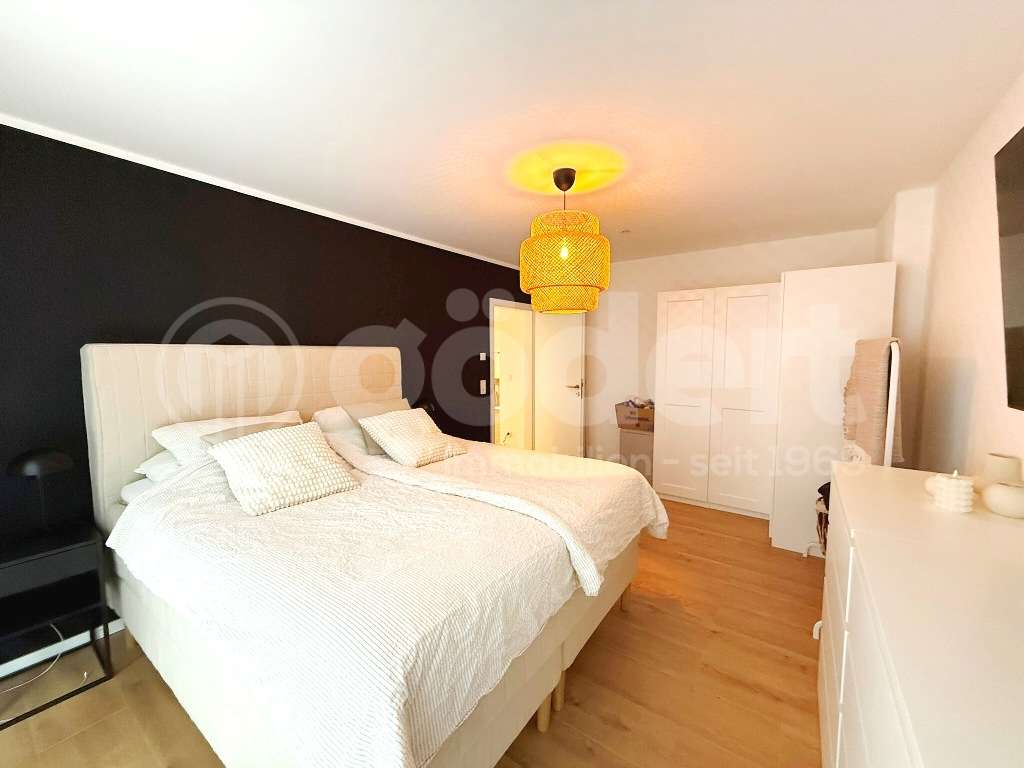 Immobilie in Sailauf - Der erste Zweitbezug + EBK, Loggia, Garage, Stellplatz - Bild 0