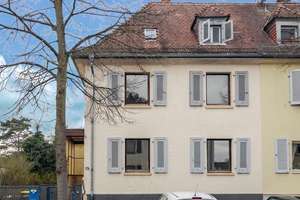Sanierungsobjekt mit Potenzial in Offenbach: 3 Einheiten