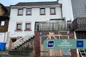 Eckert-Rinallo Immobilien: Einfamilienhaus mit Entwicklungspotential – Die vollständige Adresse der Immobilie erhältst du vom Anbieter., 64750 Lützelbach – Vorschaubild 1