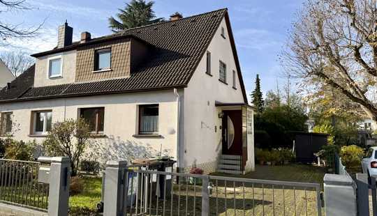 Bild von METZ IMMOBILIEN - Charmante Doppelhaushälfte mit großem Potenzial in familienfreundlicher Lage!