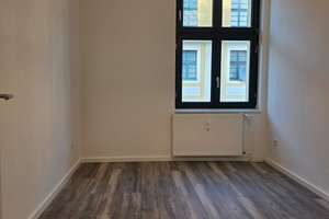Krefeld, zentral gelegen: Altbauwohnung mit großer Wohnküche als Mittelpunkt,  3 Zimmer, im 2. OG ! – Die vollständige Adresse der Immobilie erhältst du vom Anbieter., 47805 Dießem/Lehmheide, Krefeld – Vorschaubild 9