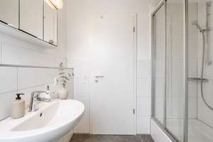 Maisonette-Dachgeschosswohnung im Heusteigviertel mit privatem Liftzugang, Dachterrasse und Garage – Die vollständige Adresse der Immobilie erhältst du vom Anbieter., 70180 Heusteigviertel, Stuttgart – Vorschaubild 17