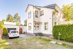 Wunderschönes Zweifamilienhaus mit traumhaftem Garten – Berlin – Vorschaubild 3