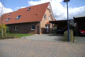 Preiswerte, hübsche 6-Raum-Doppelhaushälfte mit EBK in Zeven – Tobias Asser Strasse 1, 27404 Rotenburg (Wümme) (Kreis) – Vorschaubild 1