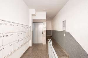 Helle 2-Zimmer-Wohnung mit Balkon, Aufzug & Tiefgarage – gepflegtes Wohnhaus – Stettiner Straße 13, 13357 Gesundbrunnen, Berlin – Vorschaubild 18