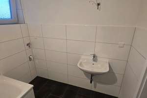 Tapezieren, einziehen & wohlfühlen – Sedanstraße 5, 42855 Fichtenhöhe, Remscheid – Vorschaubild 10