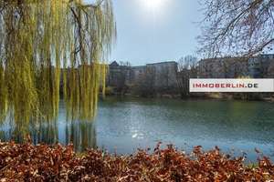 IMMOBERLIN.DE - Toplage mit Wasserblick: Großzügige Stuck-Altbauwohnung mit Balkon am Lietzenseepark – Die vollständige Adresse der Immobilie erhältst du vom Anbieter., 14057 Charlottenburg, Berlin – Vorschaubild 9
