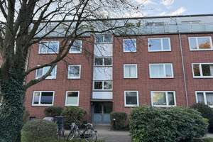 Komplett modernisierte 2 ½-Zimmer-Eigentumswohnung Staffelgeschoss / Endetage mit zwei Balkonen – Die vollständige Adresse der Immobilie erhältst du vom Anbieter., 22041 Wandsbek (Ortsteil), Hamburg – Vorschaubild 2