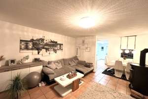 Charmantes Reihenmittelhaus mit Terrasse, Sauna und Kamin in Ronnenberg – Die vollständige Adresse der Immobilie erhältst du vom Anbieter., 30952 Ronnenberg – Vorschaubild 2