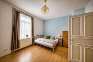 Stilvolle Altbauperle in Ulmer Bestlage – denkmalgeschützte 4-Zimmer-Wohnung mit Wintergarten – Die vollständige Adresse der Immobilie erhältst du vom Anbieter., 89073 Mitte, Ulm – Vorschaubild 7
