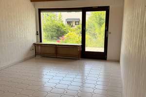 🏡  Provisionsfrei - EFH-Gefühl in Pulheim: 131 m² DHH mit 692 m² Grundstück & 2 Garagen  (Preis VB- – Eichenweg 2, 50259 Pulheim – Vorschaubild 11