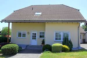 Qualität und Wohnkomfort – Wohnhaus mit 2 Einheiten und grünem Refugium! – Fichtenstraße 11, 55624 Rhaunen – Vorschaubild 4